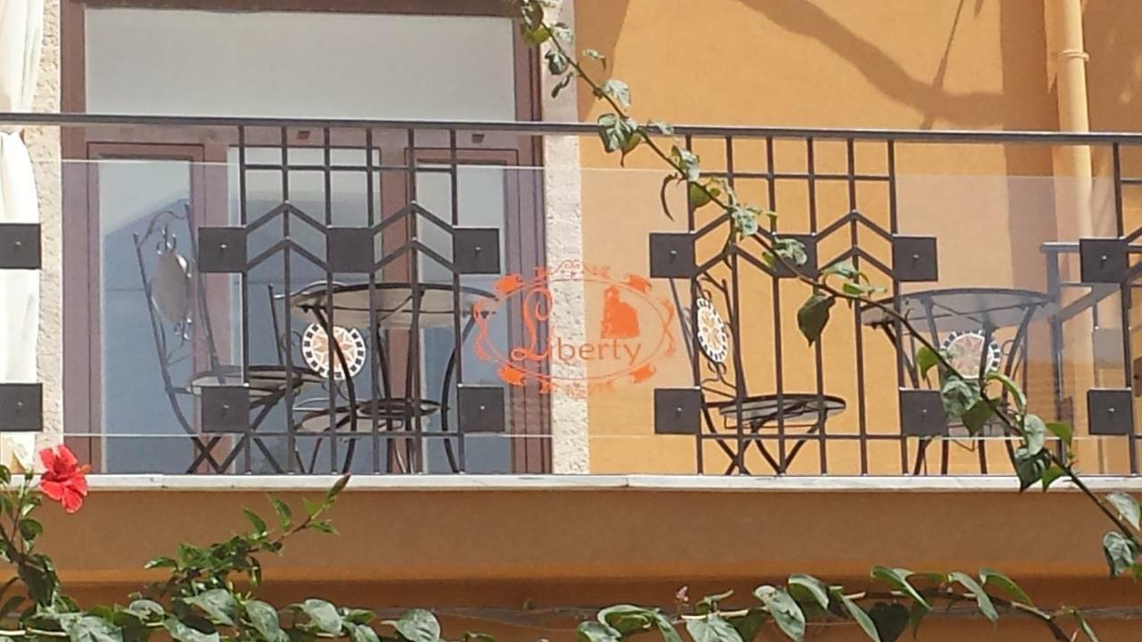 Casa Vacanze Liberty Ликата Экстерьер фото