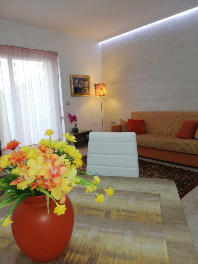 Casa Vacanze Liberty Ликата Экстерьер фото